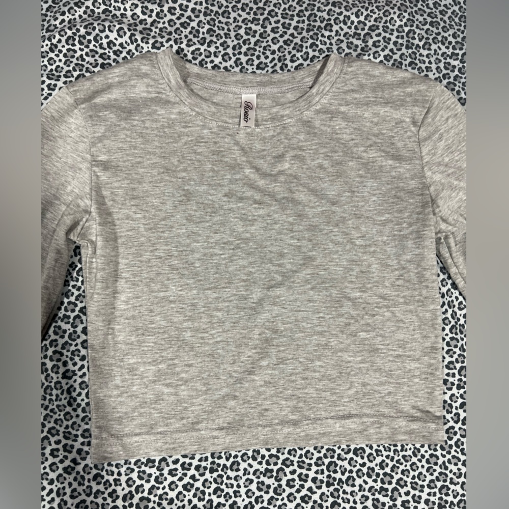 gray cropped long sleeve